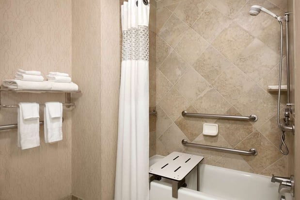 Images Hampton Inn & Suites Washington-Dulles International Airport