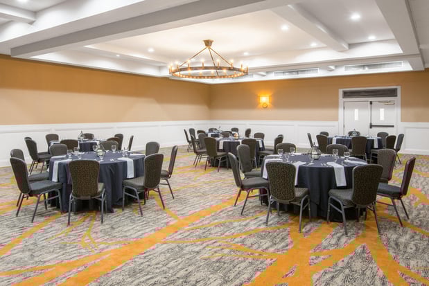 Images Crowne Plaza Resort Asheville by IHG