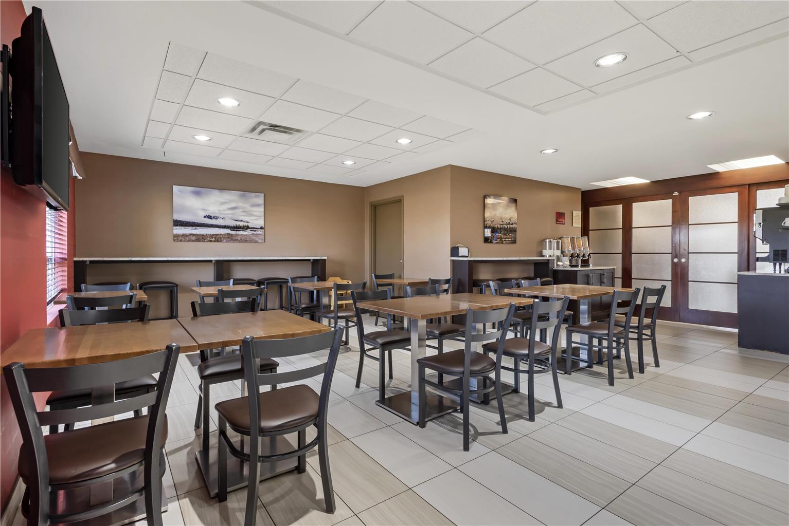 Images Best Western Plus Red Deer Inn & Suites