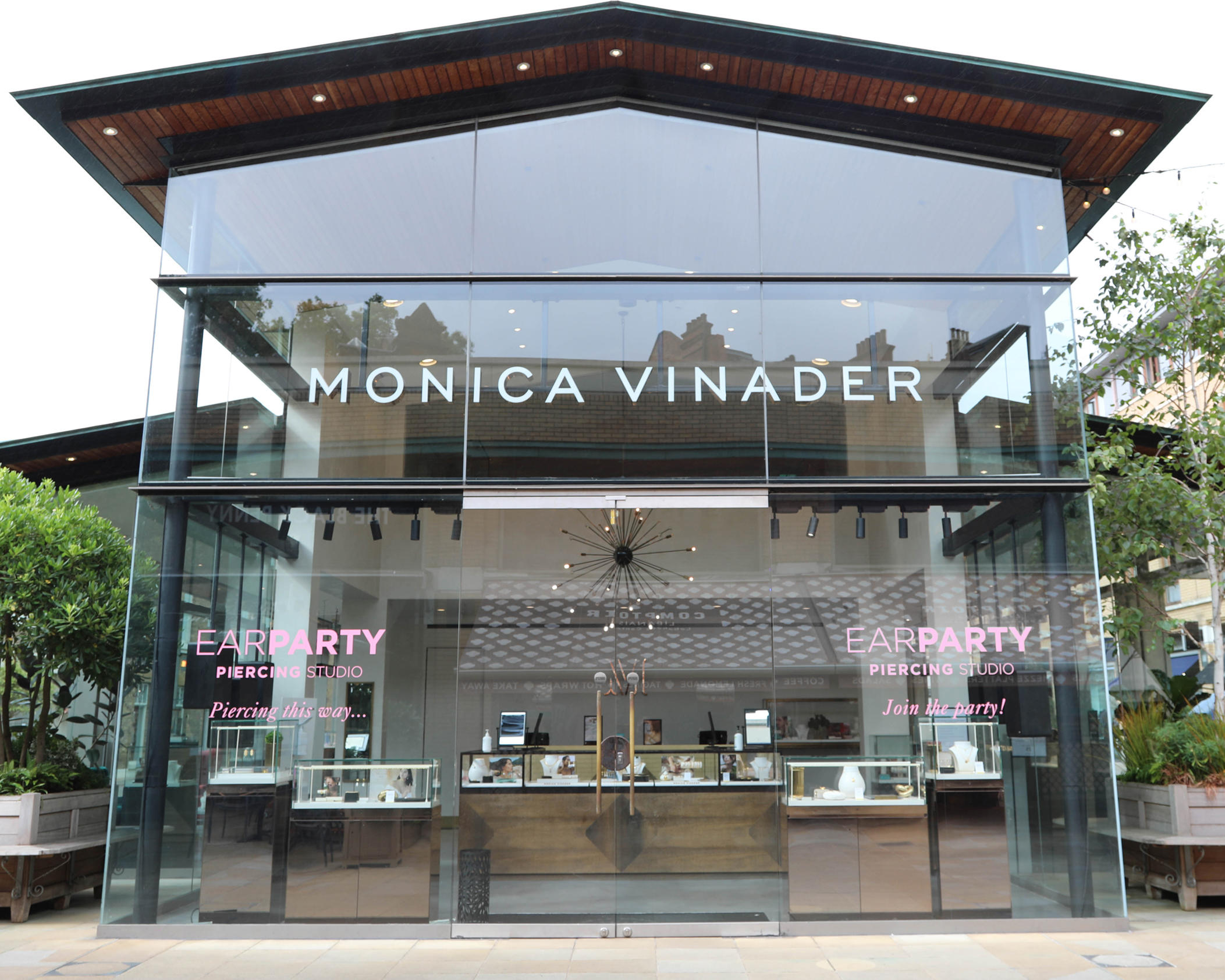 Images Monica Vinader - Jewellery, Welding & Piercing