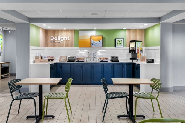 Images Spark by Hilton Calhoun