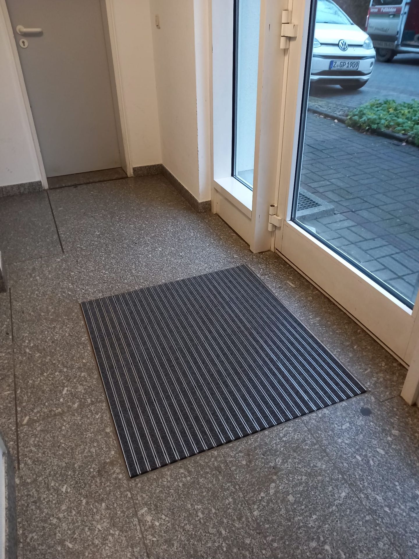 Polsterei & Raumausstattung Stefan Brüning, Rosa-Luxemburg-Str. 45 A in Kirchberg