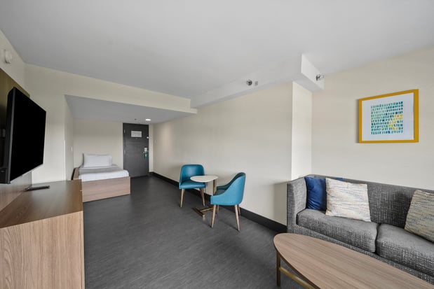 Images Holiday Inn Niagara Falls State Park Entry by IHG