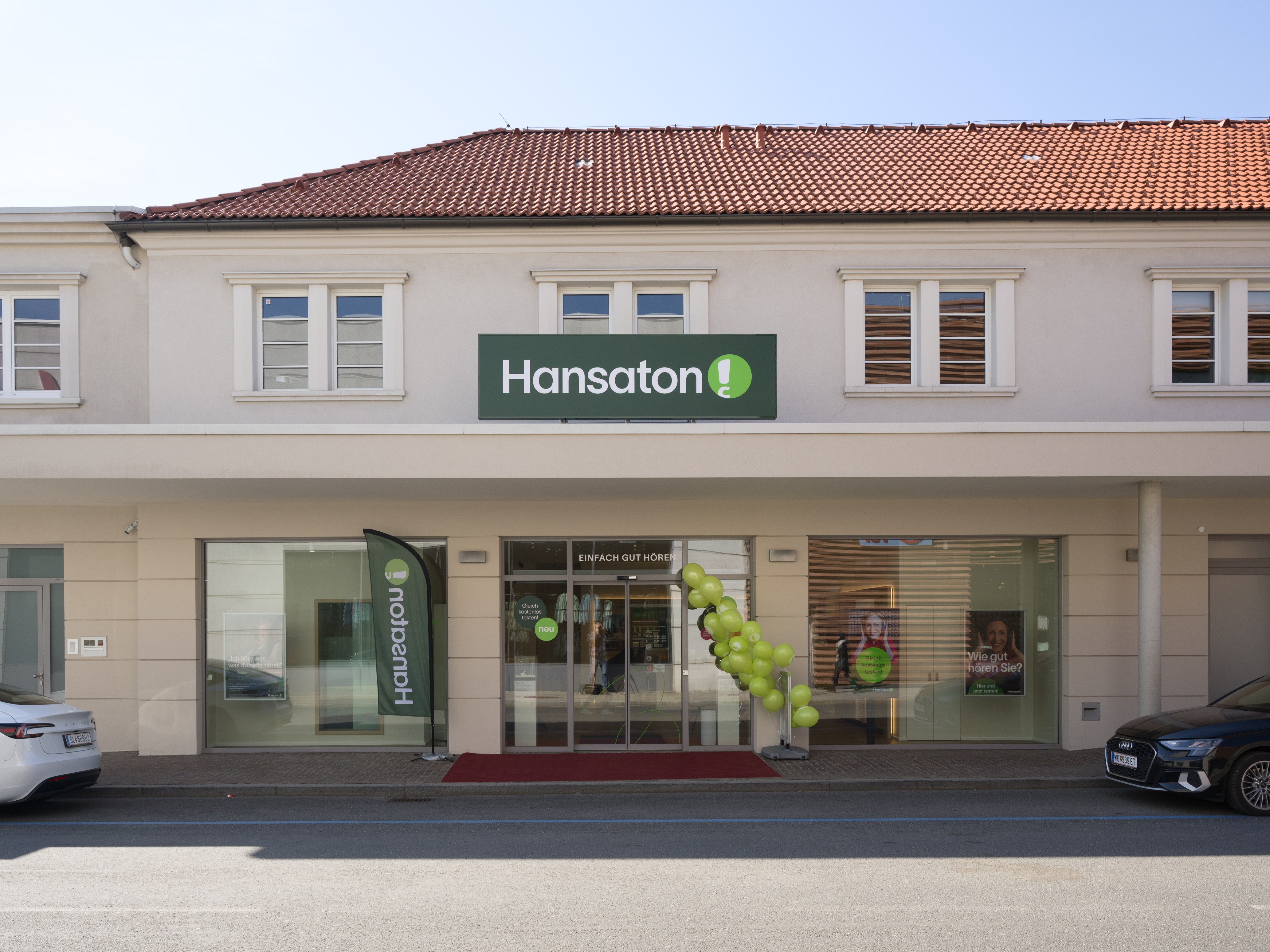 Das Team vom Hansaton Hörkompetenz-Zentrum {​​​​​city}​​​​​ freut sich auf Ihren Besuch!