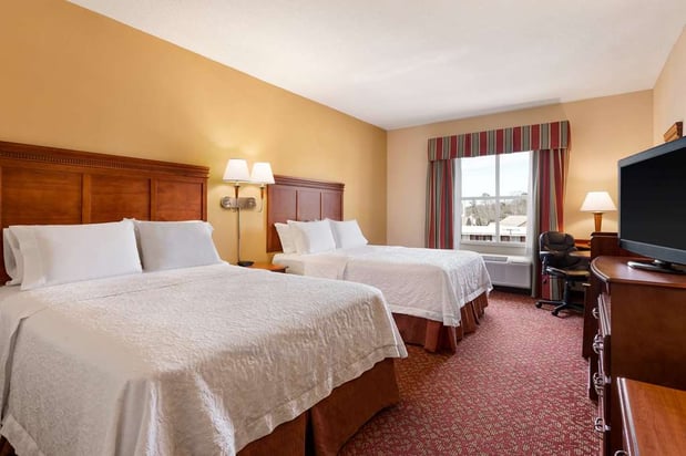 Images Hampton Inn & Suites Williamsburg Historic District