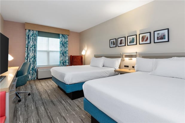 Images Hilton Garden Inn Auburn