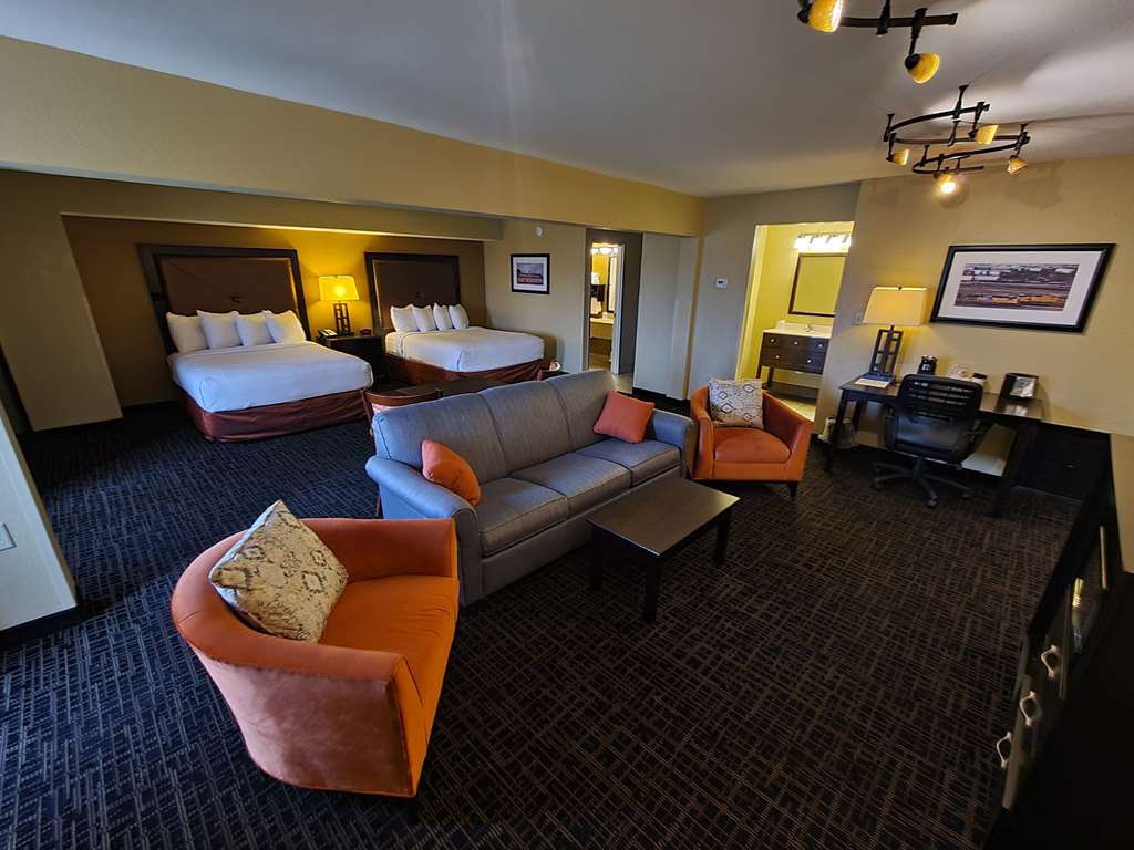 Queen Suite