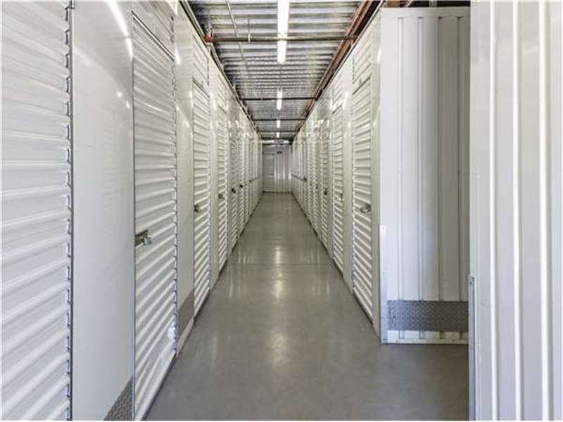Exterior Units Extra Space Storage Brentwood (631)951-3136