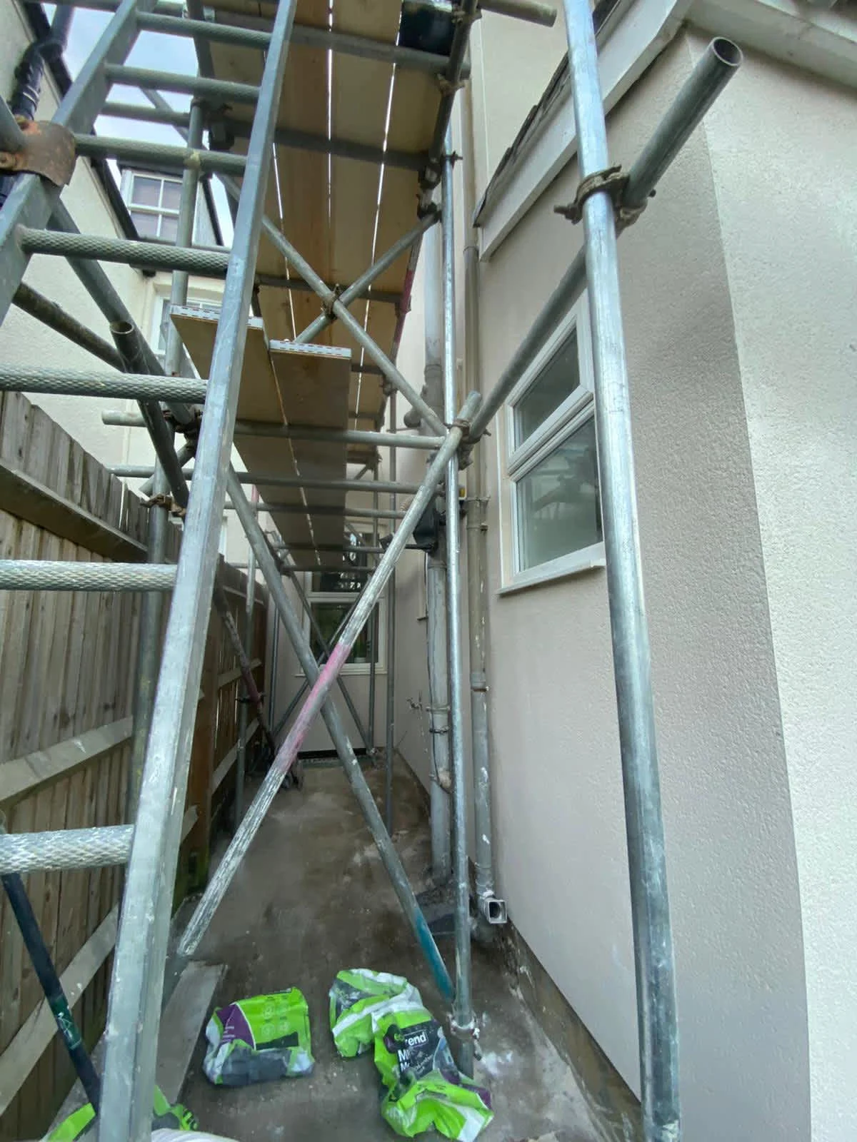 Images Pristine Plastering and Damp Proofing Ltd