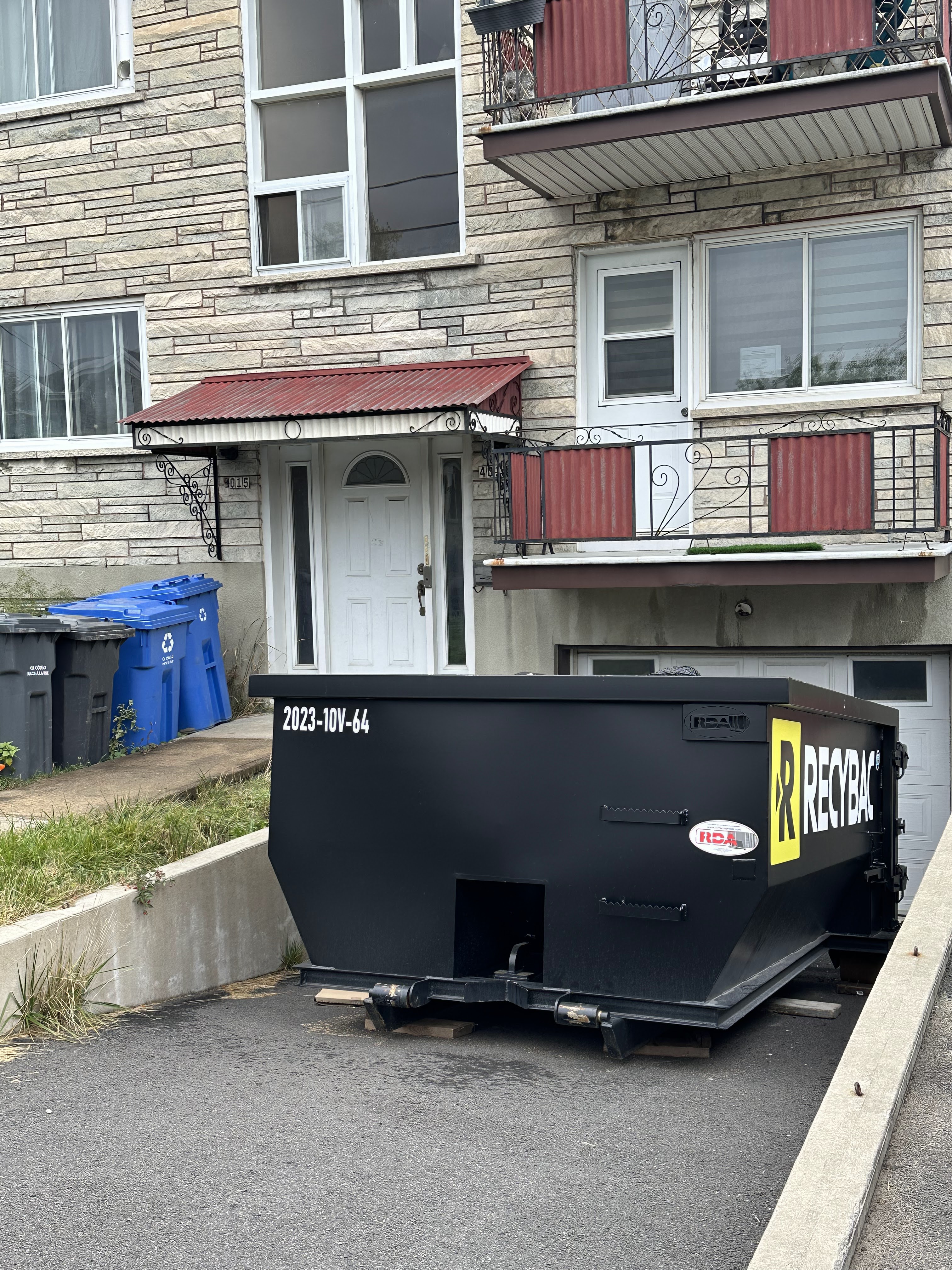 Images Location de conteneur RECYBAC Longueuil