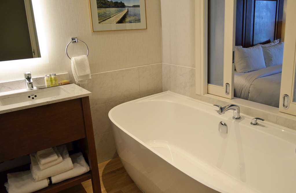 DoubleTree Fallsview Resort & Spa by Hilton - Niagara Falls