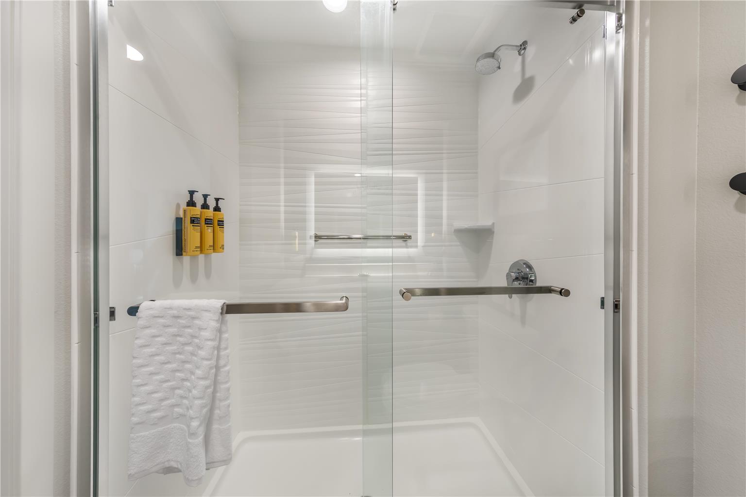 King Guest Bathroom