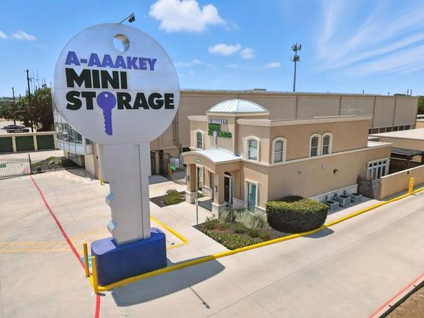 Images A-AAAKey Mini Storage