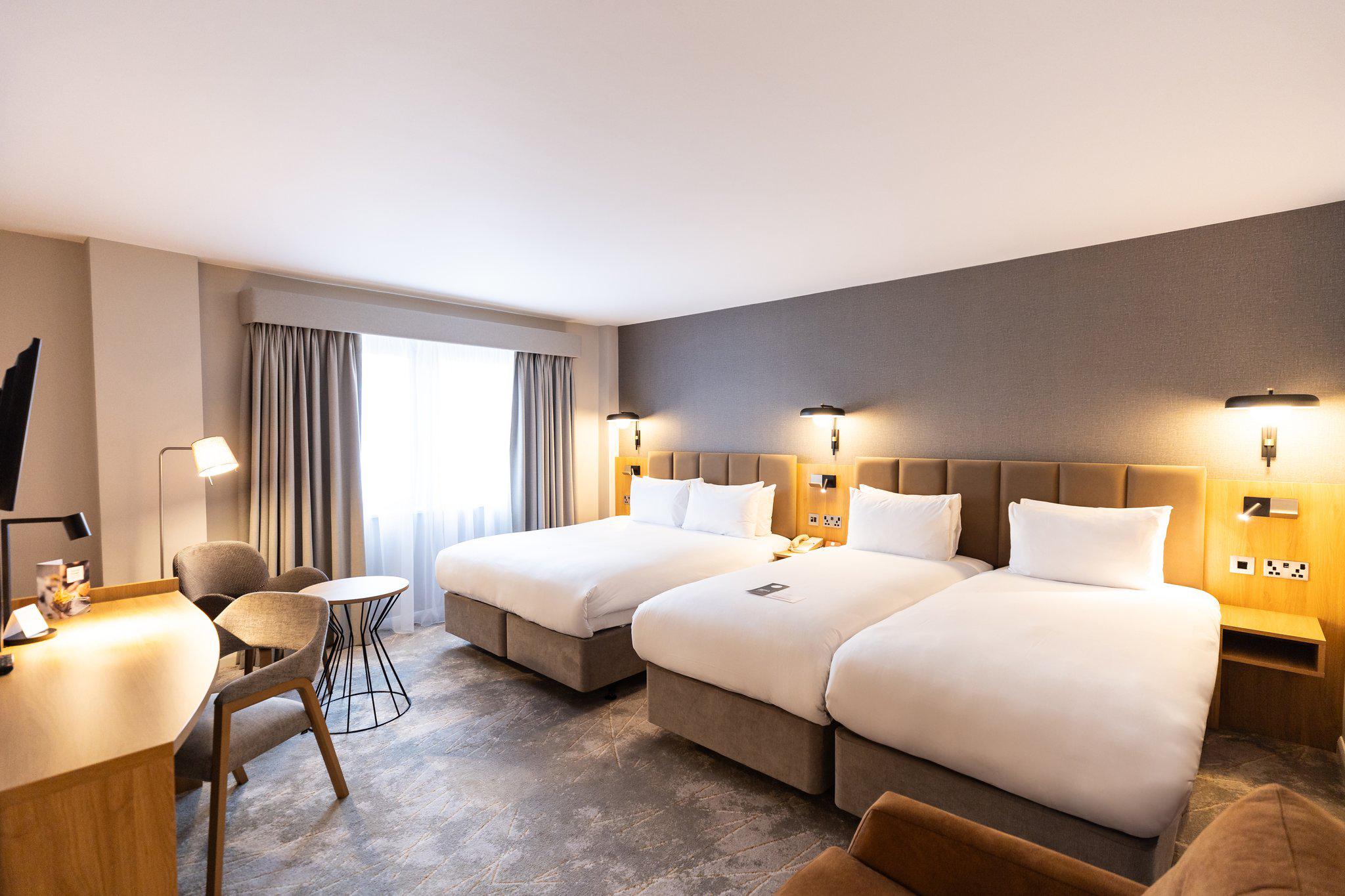 Crowne Plaza London - Gatwick Airport, an IHG Hotel Crawley 01293 608608