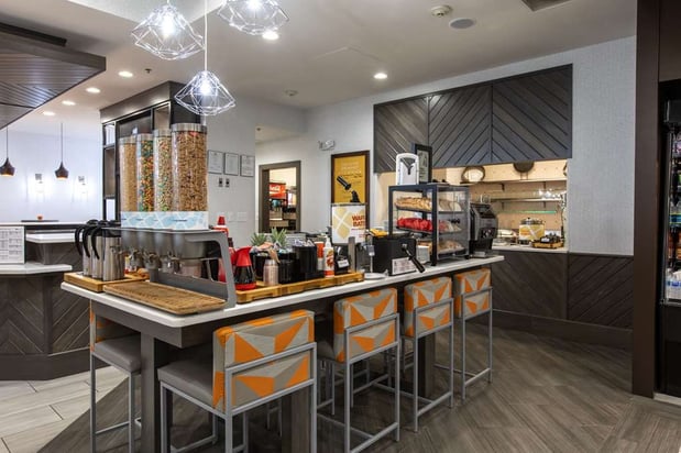 Images Hilton Garden Inn Lynchburg