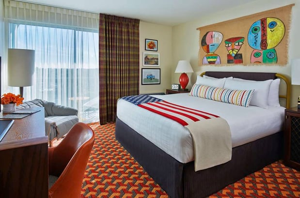 Images Graduate by Hilton Tempe