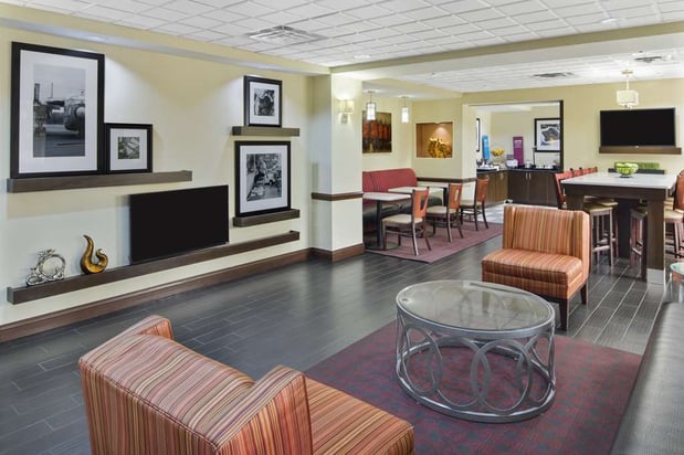 Images Hampton Inn Hinesville