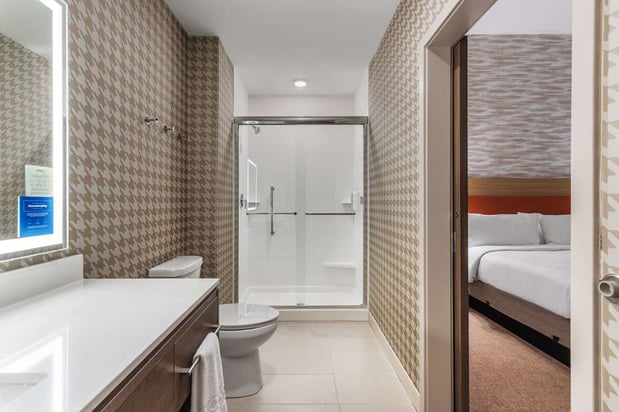 Images Home2 Suites by Hilton Cedar Rapids Westdale