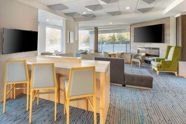 Images Best Western Plus Milwaukee West