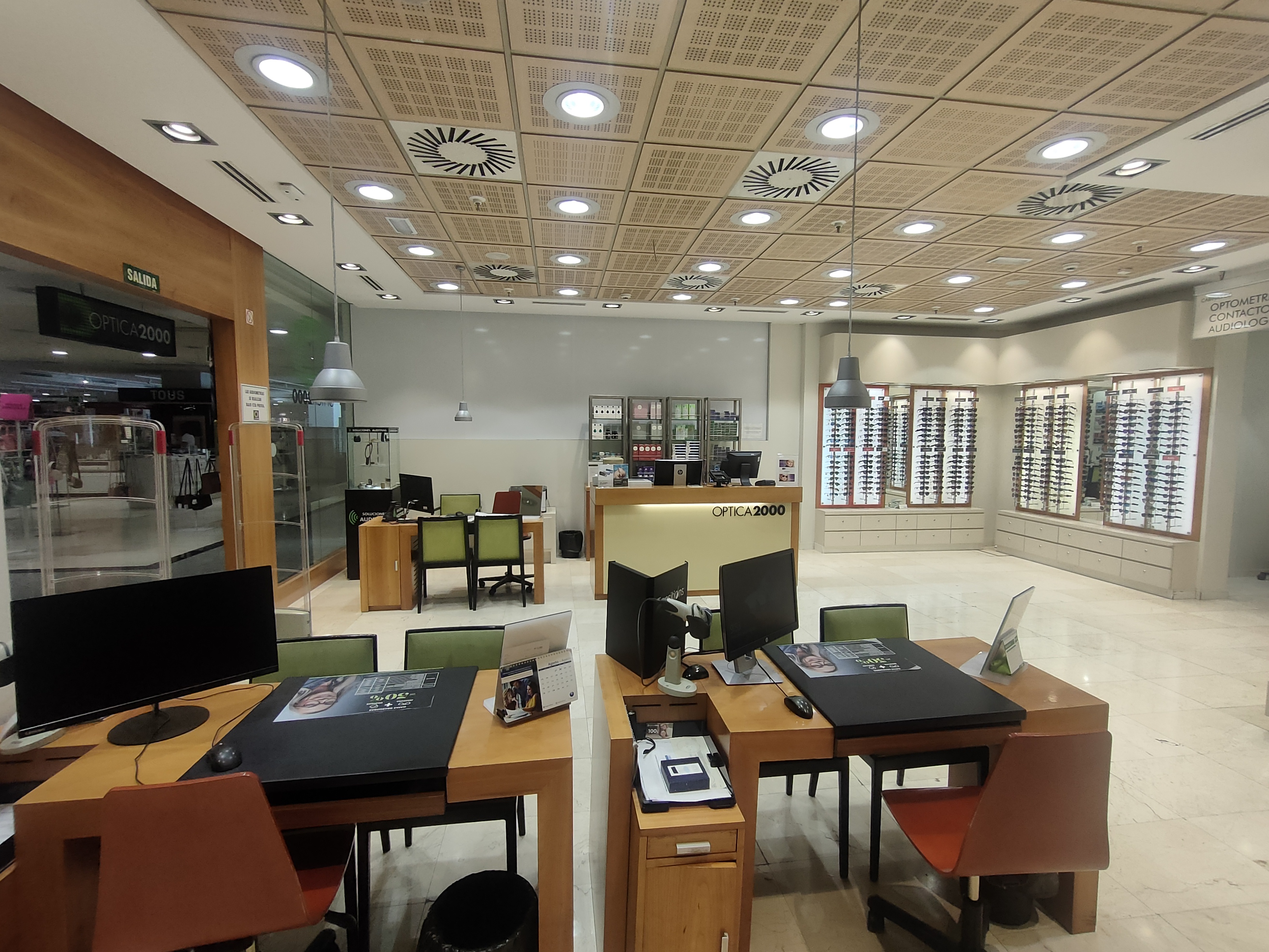 Images Optica2000 El Corte Inglés Sevilla Este