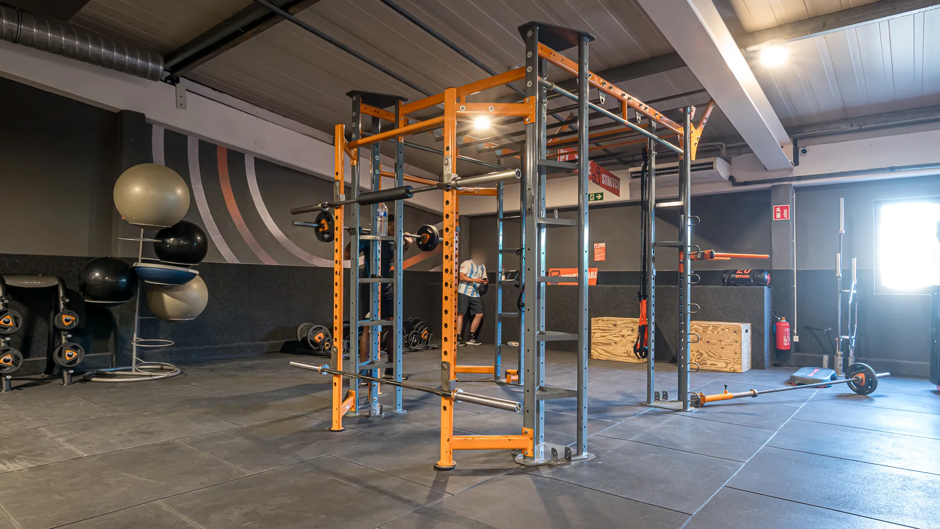 Images Basic-Fit 24/7