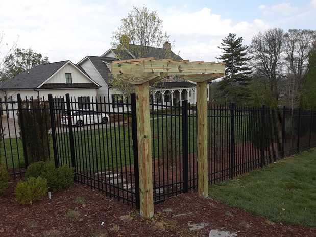 Images Guthrie's Ace Handyman Services Nashville