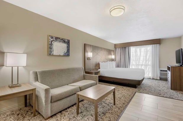 Images Best Western Plus Grand Manor Inn
