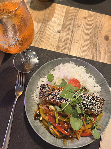 Max Garden Restaurant