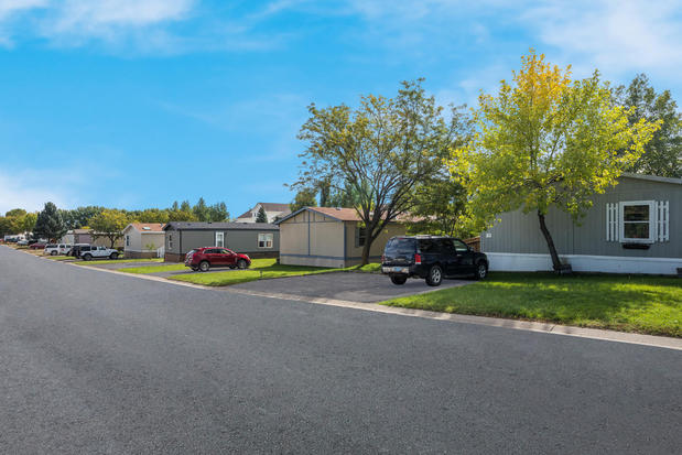 Images West Park Village