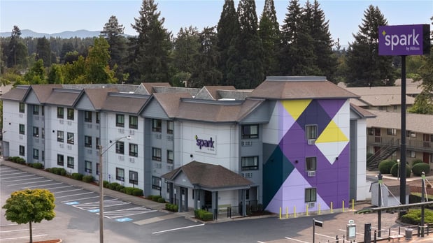 Images Spark by Hilton Springfield Eugene