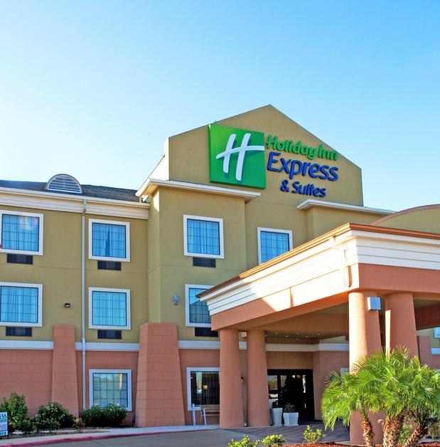 Images Holiday Inn Express & Suites Jourdanton-Pleasanton, an IHG Hotel