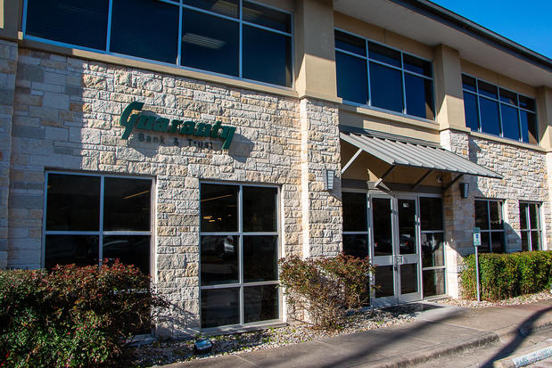 Images Guaranty Bank & Trust