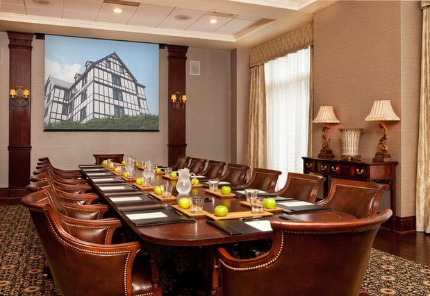 Images The Hotel Roanoke & Conference Center, Curio Collection by Hilton
