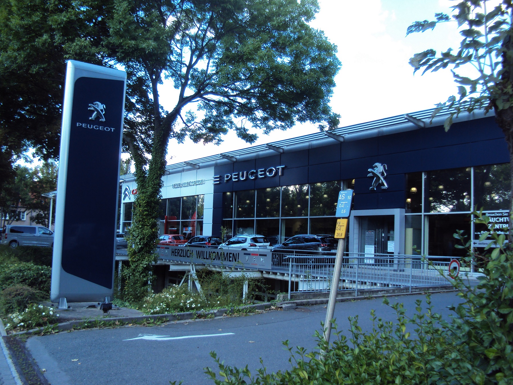 Peugeot PSA Retail Dresden, Dohnaer Str. 119 in Dresden
