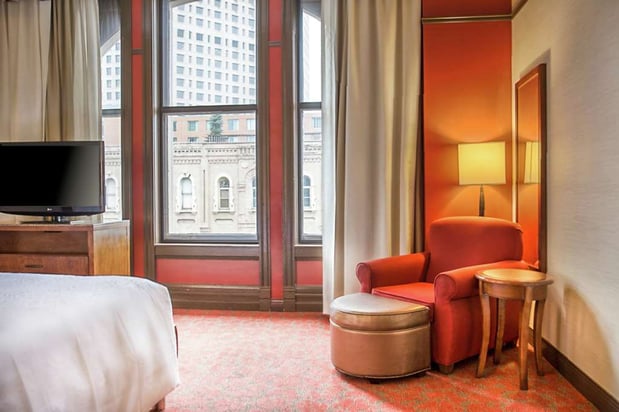 Images Hilton Garden Inn Milwaukee Downtown