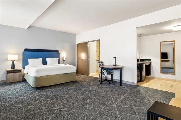 Images Hampton Inn & Suites Merced