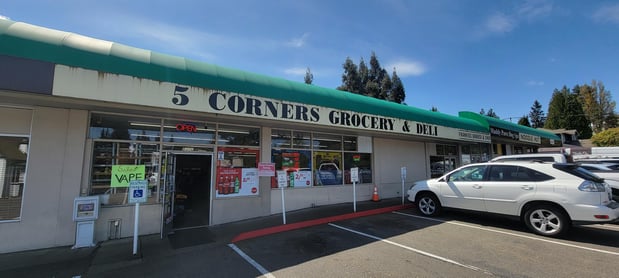 Images CoinFlip Bitcoin ATM - Five Corner Deli Market (Edmonds)