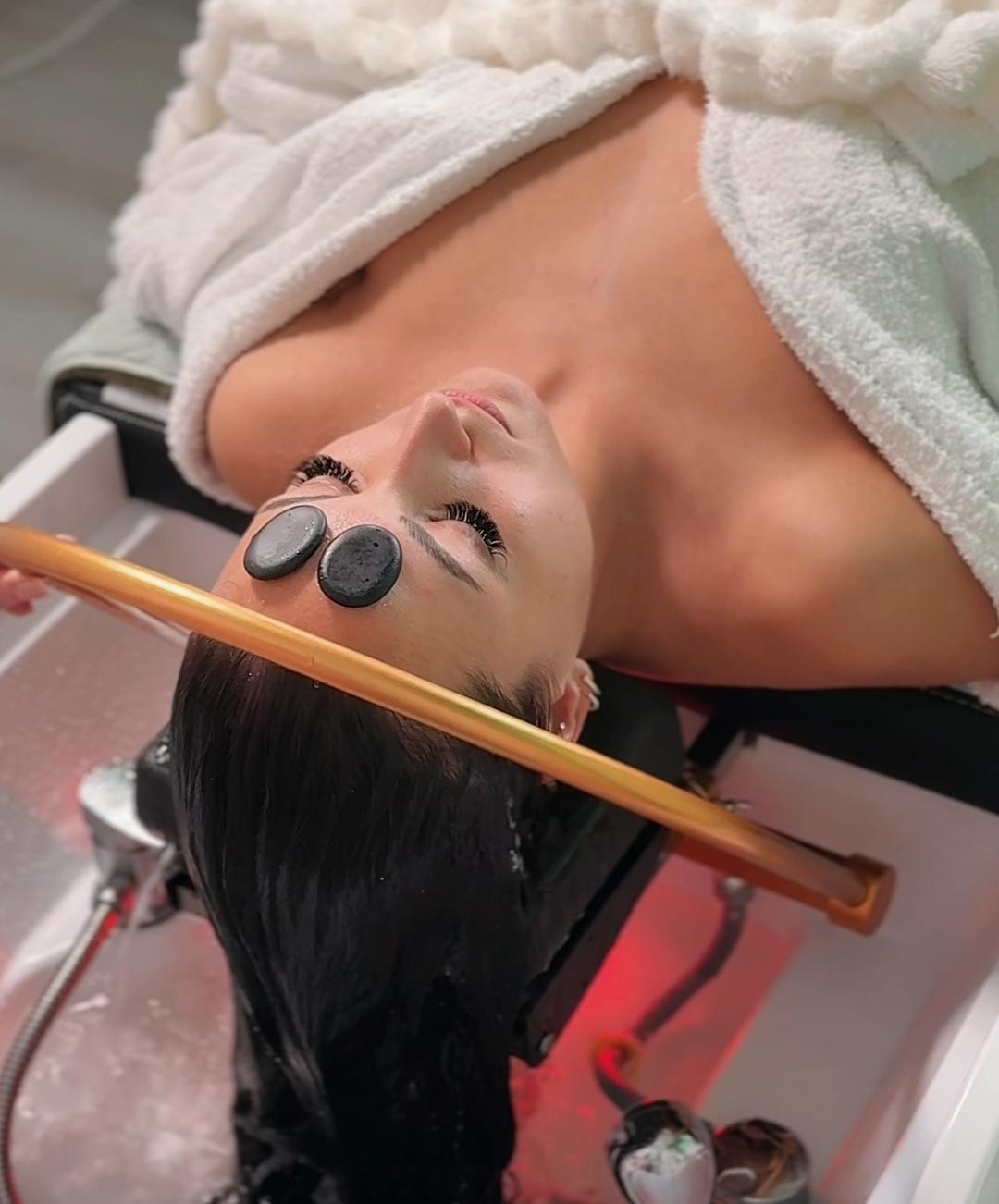 Bild 7 VAMP Professional Beauty & Head Spa in Berlin