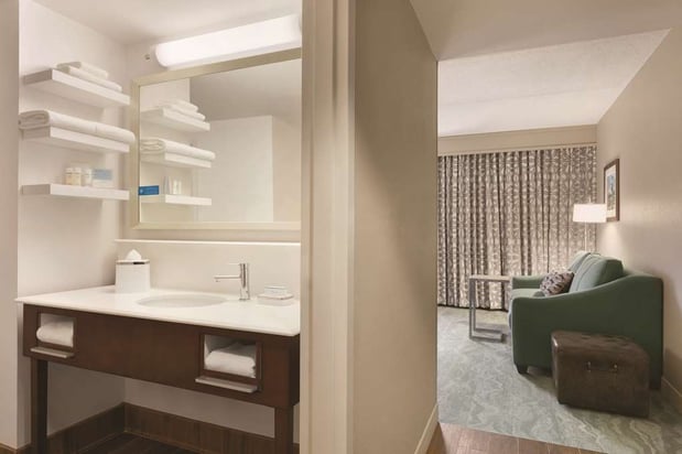 Images Hampton Inn Richmond-North/Ashland