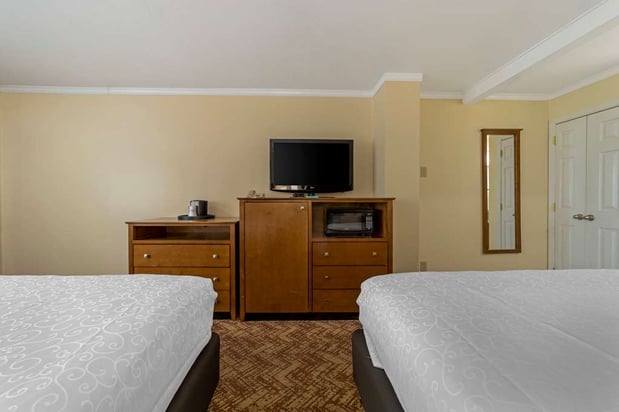 Images Best Western Plus Northwoods Inn