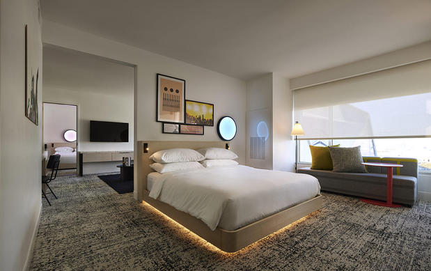 Images Reverb Downtown Atlanta