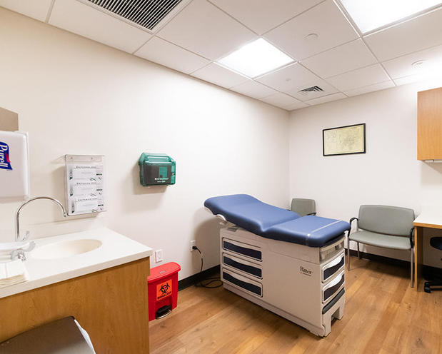 Images Mass General Brigham Urgent Care - Natick