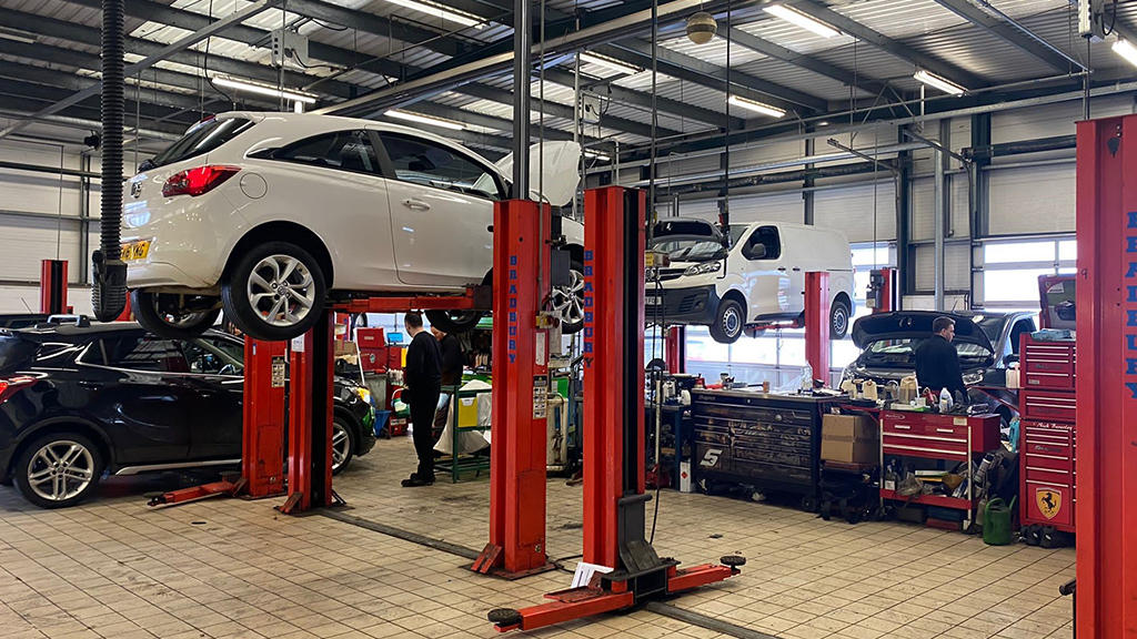 Cars inside the Vauxhall Service Centre Hull West workshop Vauxhall Service Centre Hull West Hessle 01482 357357
