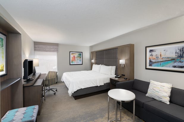 Images Holiday Inn Huntsville-Research Park by IHG