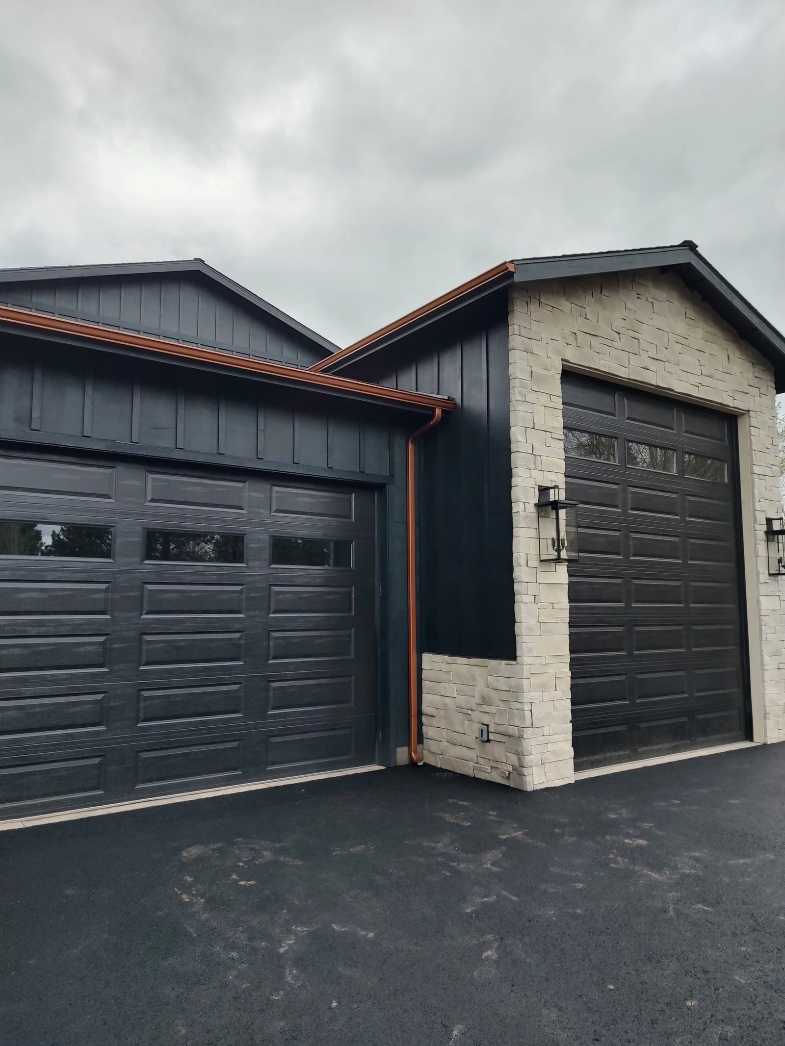 Deschutes Gutter Company Image