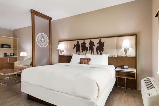 Images Best Western Bandera Suites & Saloon