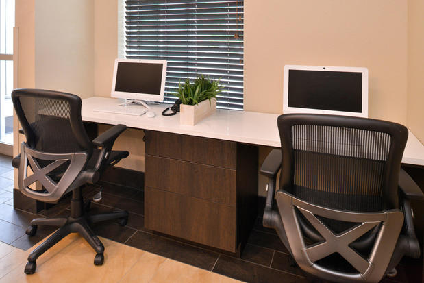 Images Candlewood Suites Austin Airport by IHG