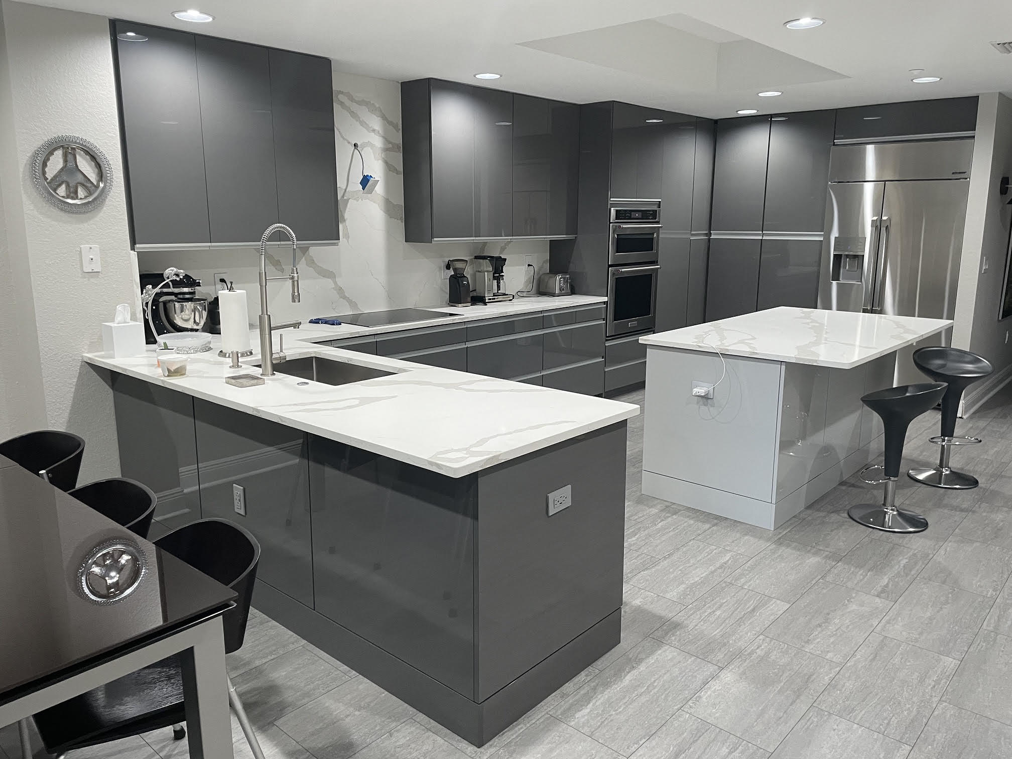 View of Cabinet Refacing Dunedin – Call for your Free Estimate Today!