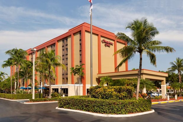 Images Hampton Inn Miami-Airport West