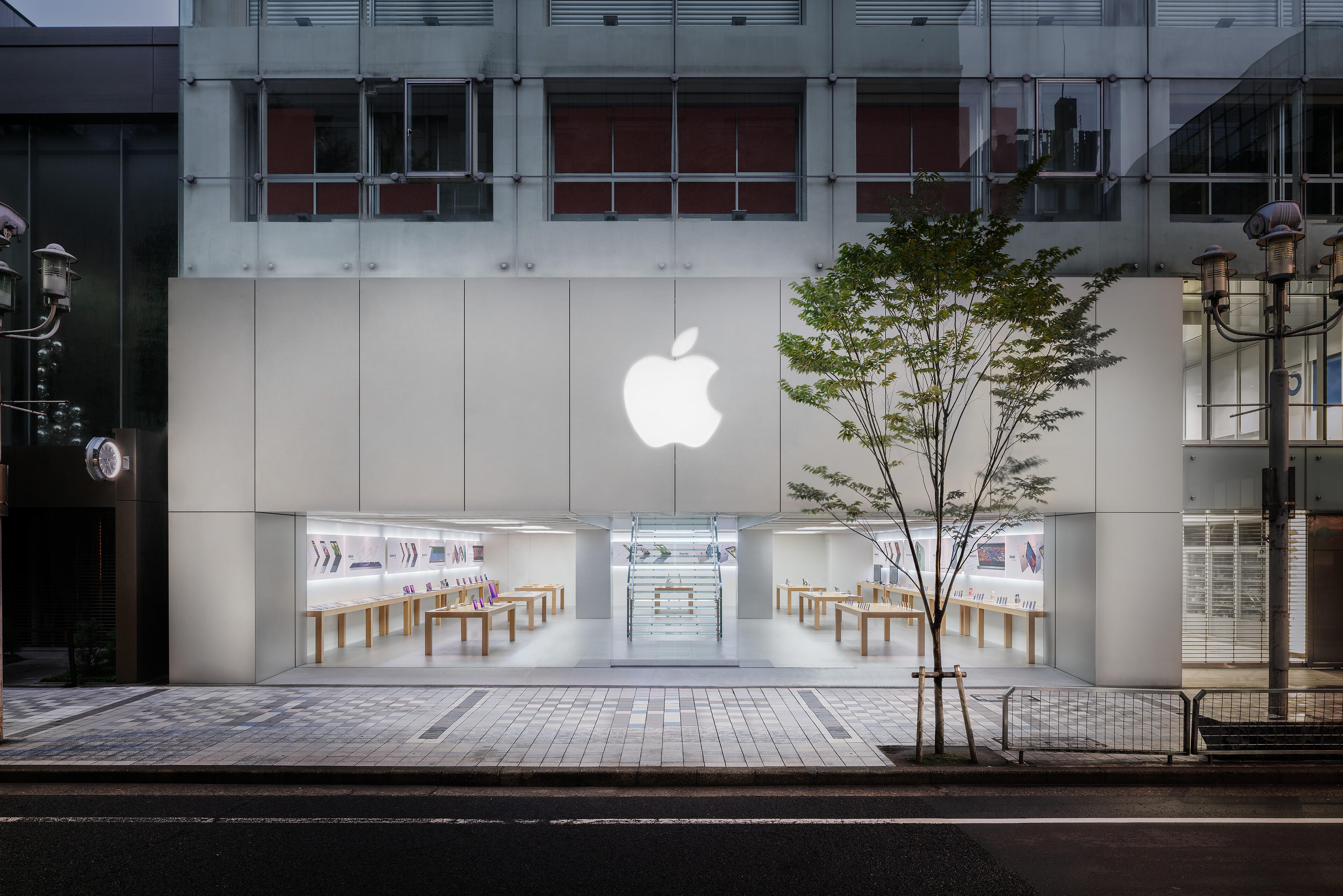 Images Apple 名古屋栄